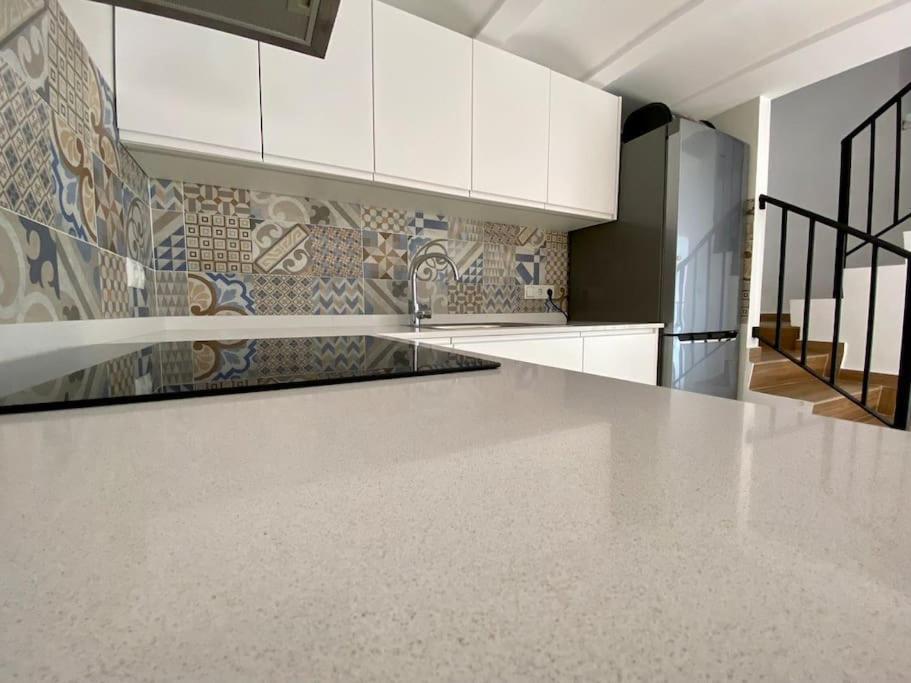 Villa Sol Casa Con Cueva Privada Y Vistas A La Iglesia 레케나 외부 사진